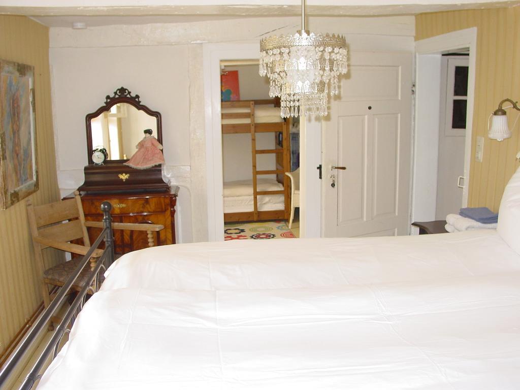 Robert'S Bed & Breakfast Helmarshausen Zewnętrze zdjęcie